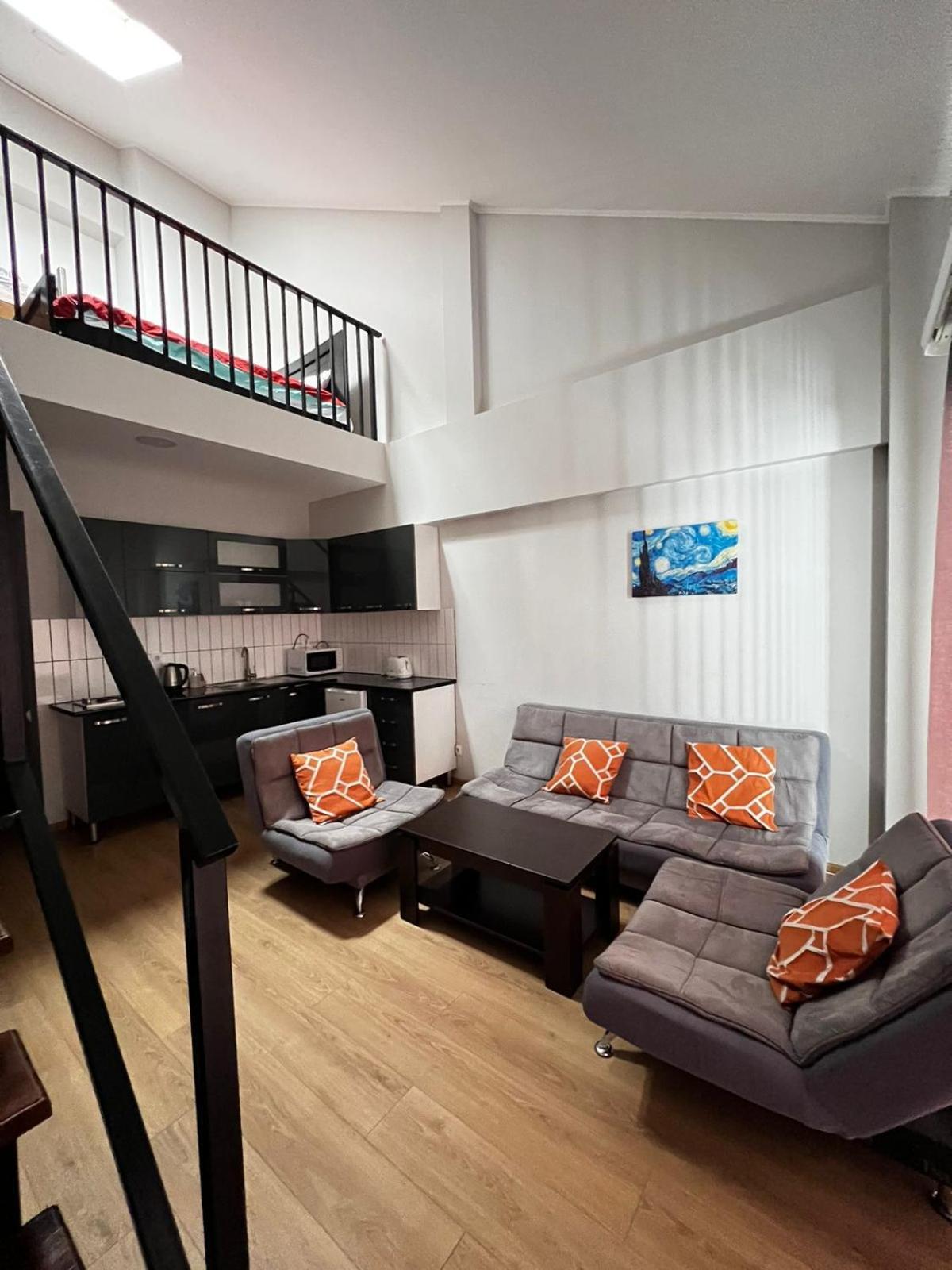 Rezi'S Apartment Vista גודאורי מראה חיצוני תמונה