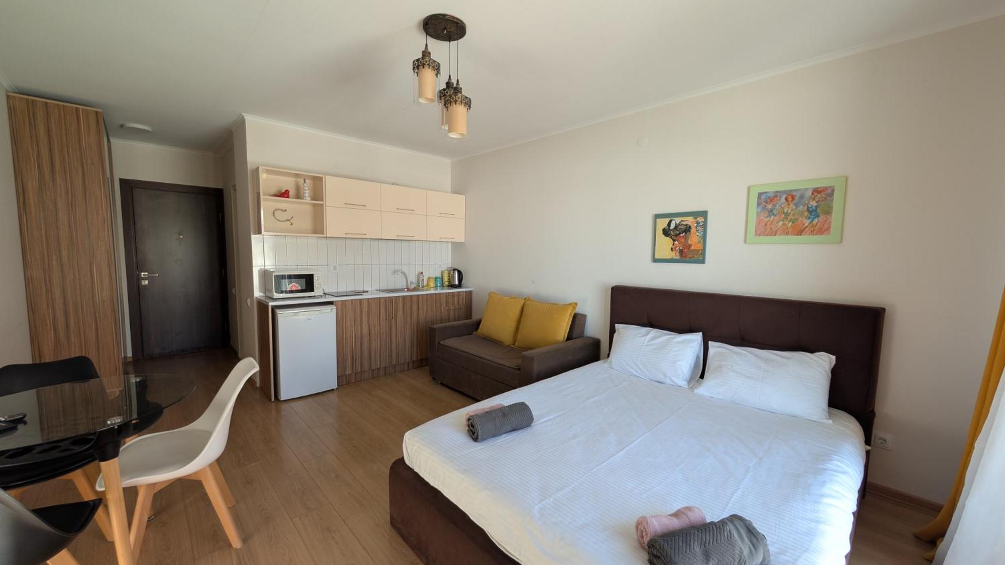Rezi'S Apartment Vista גודאורי מראה חיצוני תמונה